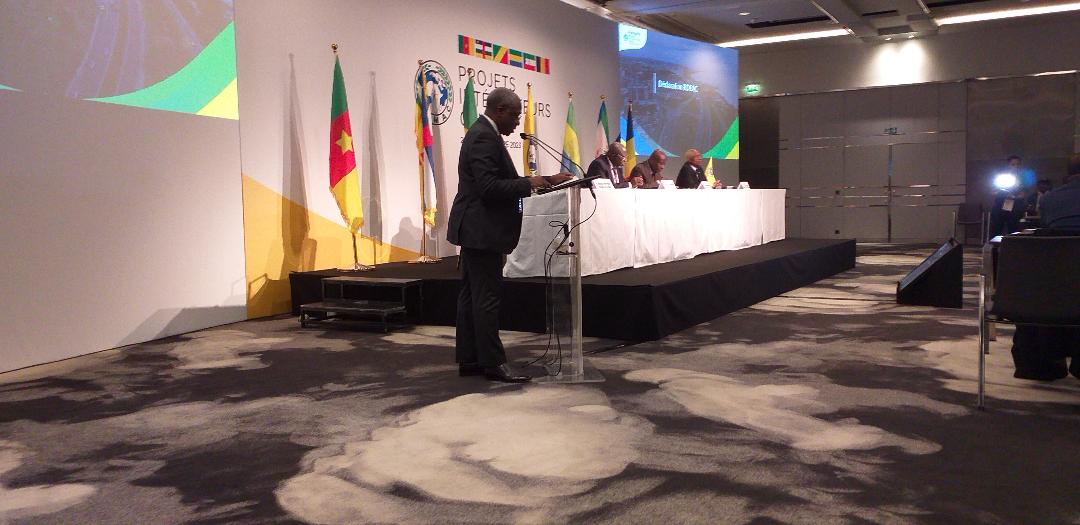 Le professeur Michel-Cyr Djiena Wembou, secrétaire permanent du Pref-Cemac donnant les conclusions des travaux- @ AAFC