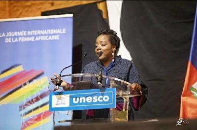 Rachel Sumbu , maîtresse de cérémonie de la Journée Internationale de la Femme Africaine et Afrodescendante (JIFA 2026) à l'Unesco le 1 er juilllet 2026 @Steve Lorcy